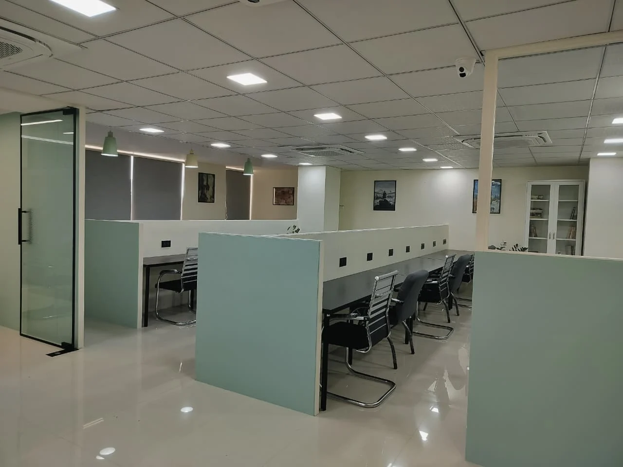 Open Desk 2
